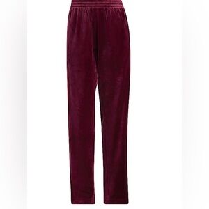 BEYONCÉ’S IVY PARK HEART - Pants only